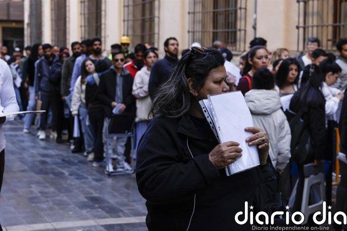 Los rostros de la regularización: entre la burocracia y la esperanza