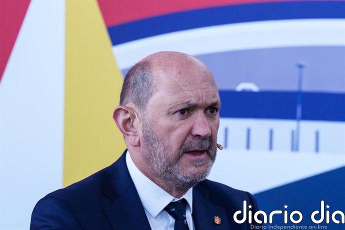 Louzán, sobre los cánticos xenófobos: "Condenamos este tipo de actitudes"