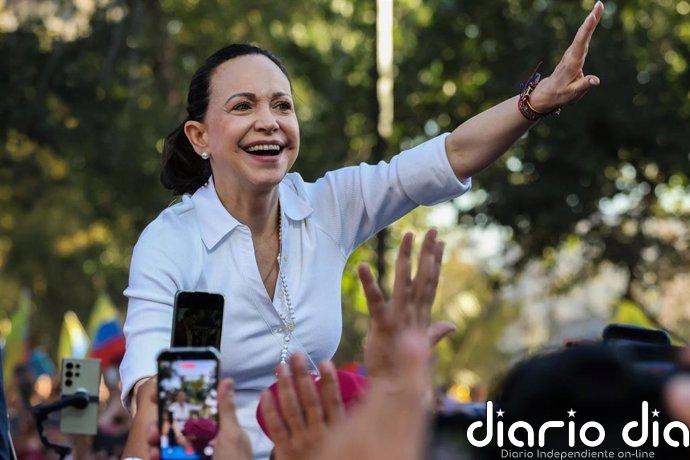 Mª Corina Machado recibirá la Llave de Oro de Madrid, sin Maestre ni Maroto, antes del encuentro con venezolanos en Sol