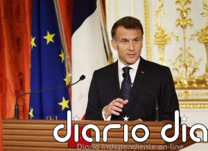 Macron pide "estar a la altura" de los compromisos en la OTAN tras las amenazas de Trump de sacar a EEUU