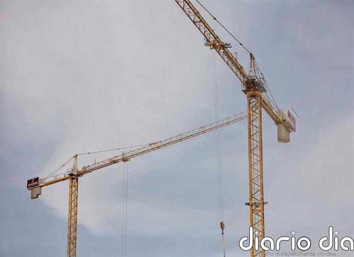 Madrid condena el "chantaje" que hace el Gobierno con la vivienda condicionando presupuesto a aceptar "sus recetas"