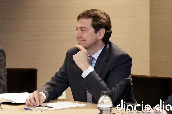 Mañueco aclara que la negociación con Vox en CyL no depende de Génova y prevé contactos "en los próximos días"