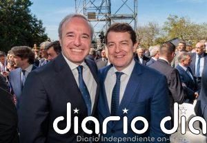 Mañueco felicita a Azcón por su investidura y destaca su "capacidad de gestión" e "incuestionable compromiso" con Aragón