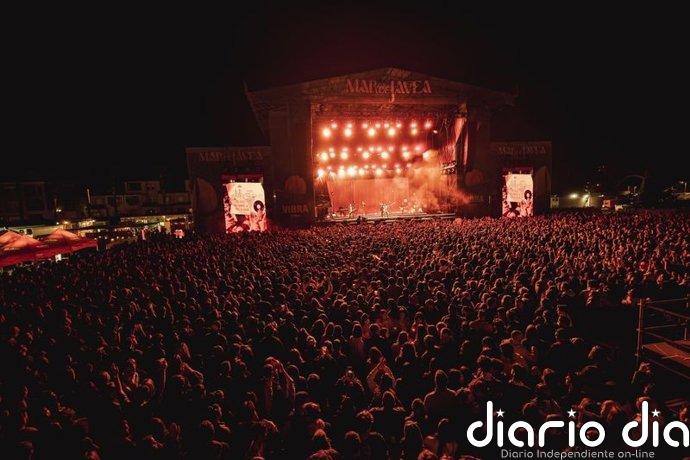Mar de Jávea despide su tercera edición con las actuaciones de Taburete, La La Love You y Fuzz by DJ Nano