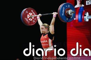 María Olalla roza el podio en dos tiempos durante el Campeonato de Europa de halterofilia