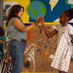 Mariona Terés ('Barrio Esperanza'): "Nos hemos criado en una sociedad machista y racista. Las aulas son un reflejo"