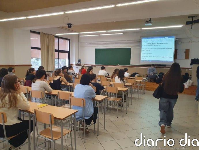 Más de 5.500 estudiantes catalanes harán este sábado la prueba de aptitud para grados de Educación