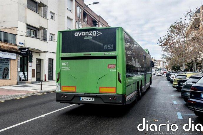 Más Madrid pide adaptaciones en 450 paradas de autobús en municipios para la accesibilidad de personas con discapacidad