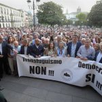 Miles de personas claman en Lugo contra las "prácticas corruptas" y apelan a la responsabilidad de la edil tránsfuga