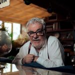 Millán Salcedo, orgulloso por ser "el de las empanadillas", reivindica el humor manchego: "Ya salía en el Quijote"