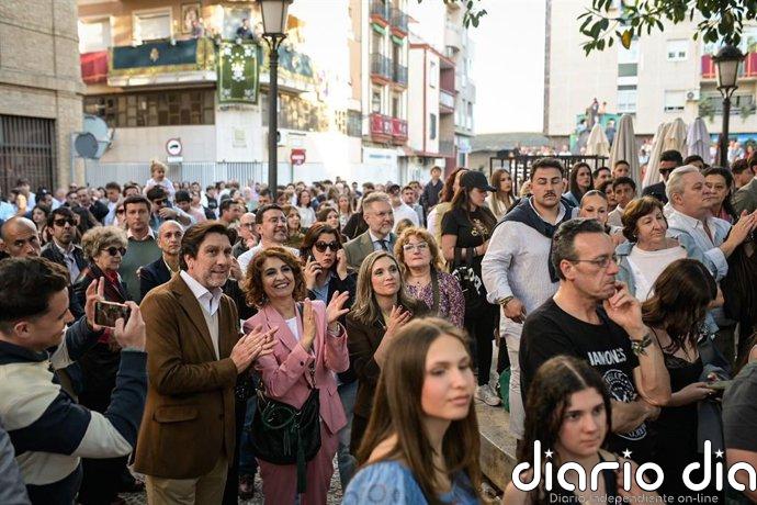 Montero acompaña a las hermandades de La Victoria y La Esperanza en el Miércoles Santo de Huelva capital
