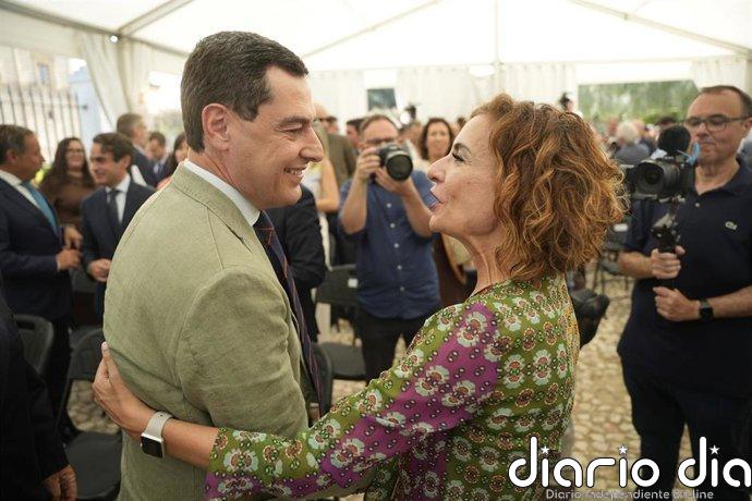 Montero reta a Moreno a decir "día y hora" para confrontar modelos en un debate cara a cara: "Tenga valentía"