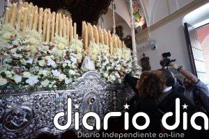 Montero visita a las cofradías que procesionan en la provincia gaditana para cerrar el Viernes Santo