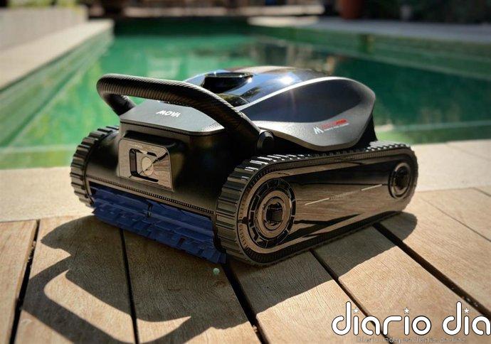 MOVA Diver A10: un robot limpiapiscinas ligero y con una autonomía sobresaliente