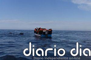 Mueren 17 migrantes sudaneses tras hundirse una embarcación frente a las costas de Libia