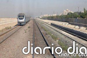 Mueren dos personas en un bombardeo contra un puente ferroviario en el centro de Irán