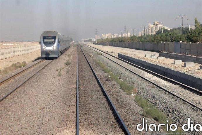 Mueren dos personas en un bombardeo contra un puente ferroviario en el centro de Irán