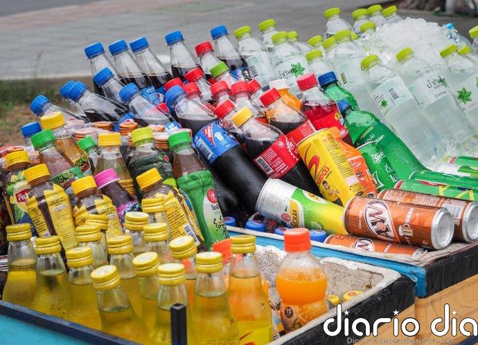 Nueve de cada diez adolescentes asturianos consumen bebidas azucaradas, según la Universidad de Oviedo