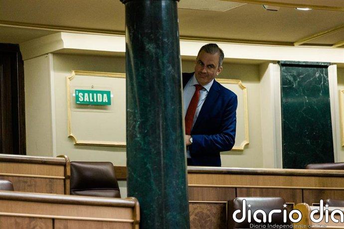 Ortega Smith avanza que llevará a los tribunales su "arbitraria" expulsión de Vox