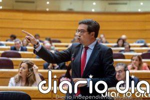 Óscar López acusa al PP de "volver a la caverna" por "morder la manzana" de Vox, un "partido fascista y franquista"