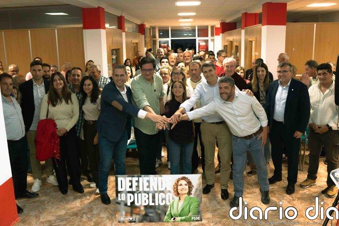 Óscar López defiende que "no hay nadie mejor que Montero para gobernar Andalucía" y ve "muchas razones para el cambio"