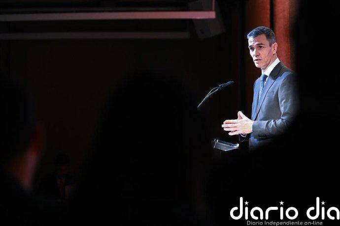 Pedro Sánchez celebra la presencia de Almodóvar, Sorogoyen y Los Javis en Cannes: "Nuestro cine hace historia"