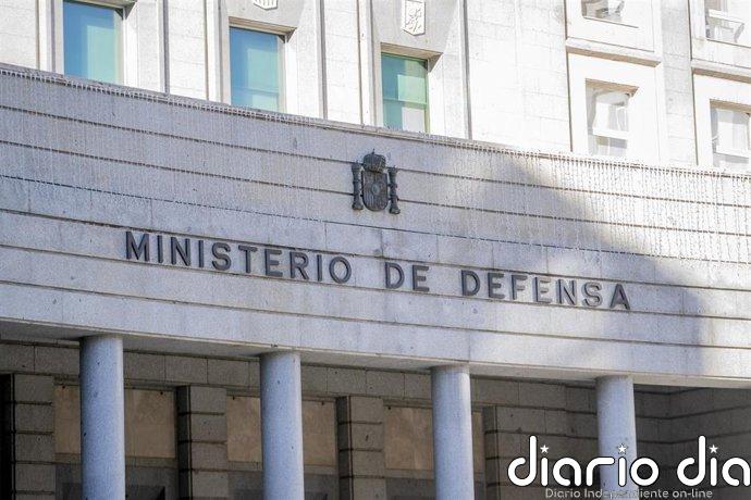Personal civil del Ministerio de Defensa se moviliza en toda España para pedir una subida salarial de 300 euros