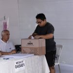Perú amplía la votación en sus elecciones generales hasta este lunes para las mesas no instaladas por falta de material