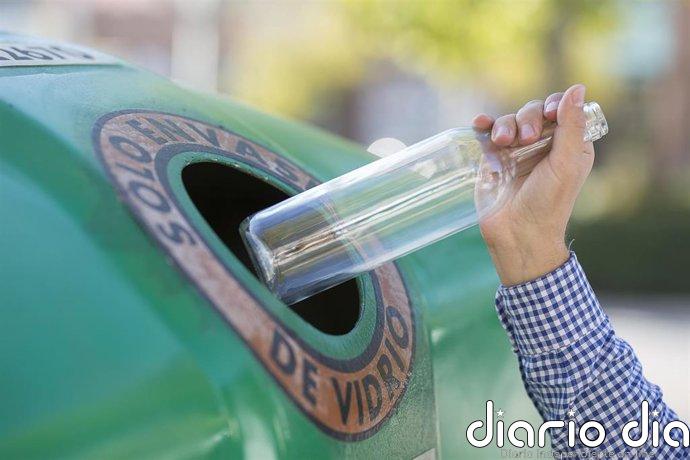 PSOE de Mieres reclama un servicio especial de recogida de vidrio para hostelería tras la finalización del actual