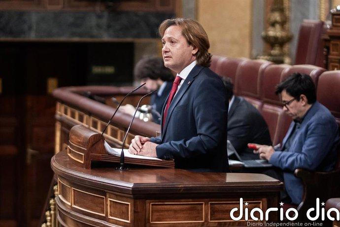 PSOE, Sumar, Podemos y PNV rechazan la ley de Vox para que la situación de desamparo de menores la dictamine un juez