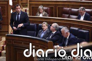 Puente ofrece "diálogo" a Canarias con la gestión de aeropuertos, pero aclara que la competencia es estatal