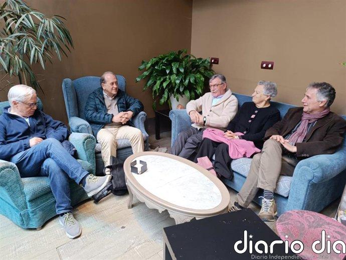 Representantes de la sociedad compostelana llaman a participar en un acto de "cariño vecinal" hacia Álvaro García Ortiz