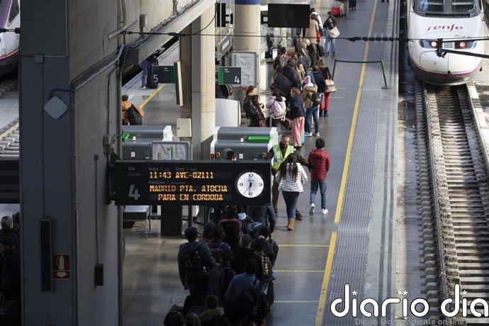 Retrasos en los trenes de Alta Velocidad entre Madrid y Andalucía por una incidencia en una maquinaria de vía
