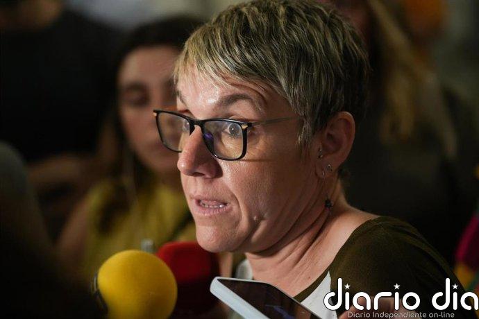 Robles dice que "lo que importa" es que Oltra sea la candidata para "recuperar la Alcaldía de València"