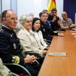 Robles visita el Centro de Gestión de Datos en Torrejón que permite monitorizar misiones de la OTAN