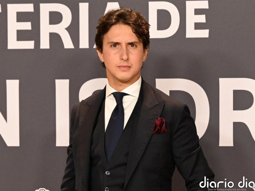 Roca Rey, concentrado pero feliz, afronta su corrida en la Maestranza en pleno ruido por su relación con Tana Rivera