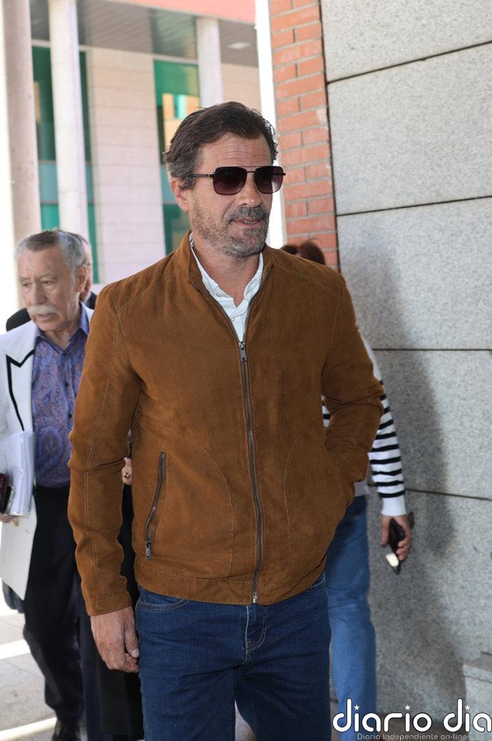 Rodolfo Sancho, sonriente, y Silvia Bronchalo, dispuesta a llegar hasta el final, cara a cara en los juzgados