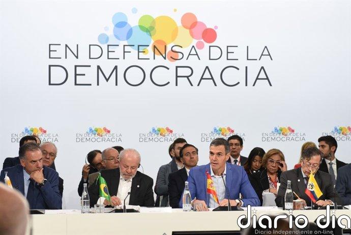 Sánchez llama a defender la democracia ante las guerras y la desigualdad: "No basta con resistir, tenemos que proponer"