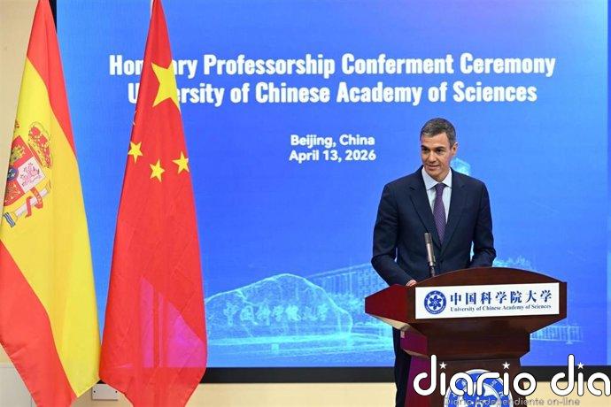 Sánchez se reúne en Pekín con el CEO de Xiaomi para atraer nuevas inversiones a España