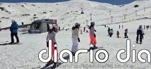 Sierra Nevada roza los 80.000 esquiadores en la tercera mejor Semana Santa de su historia