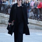 Simoneta Gómez-Acebo no falta a su cita con la procesión del Cristo de los Alabarderos