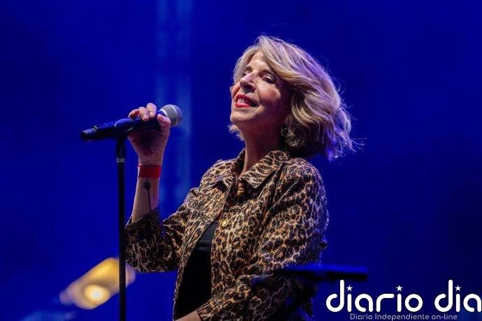 Sole Giménez publica 'Ser humana': "En la trastienda faltan muchas mujeres en la industria todavía, en la parte técnica"