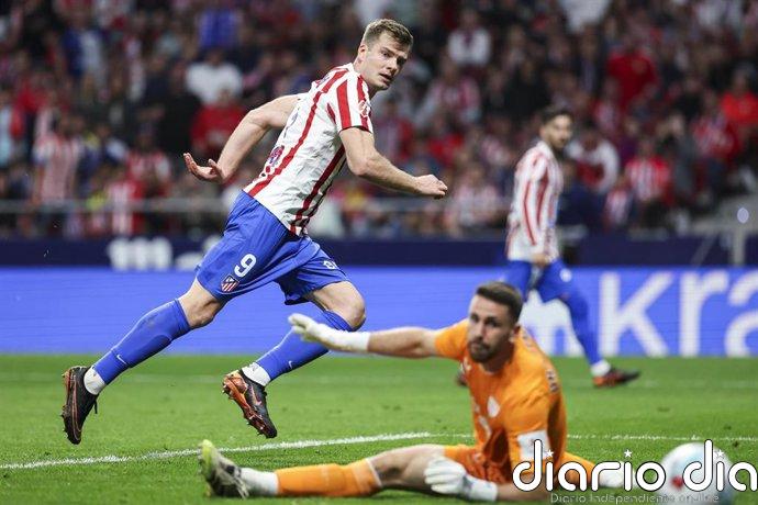 Sorloth afina su puntería para el Arsenal con un doblete