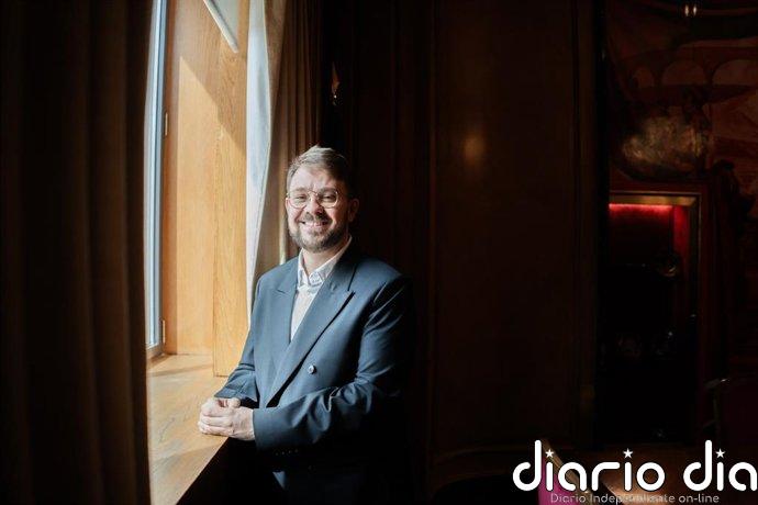 Sumar llevará una ley al Congreso contra la "barra libre" de las comunidades para la apertura de comercios en domingo