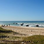 Sumar pide al Gobierno una compensación de cuatro millones anuales para Barbate por la servidumbre militar del Retín