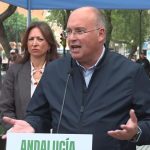 Tellado defiende la “gobernabilidad” con Vox y respalda a Juanma Moreno en Andalucía