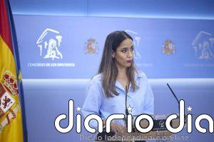 Tesh Sidi (Sumar) denuncia que los saharauis quedan "fuera" de la regularización y pide al Gobierno rectificar