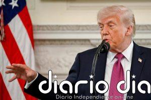 Trump tacha de "fraudulenta" la consulta por el rediseño de los distritos de Virginia tras la victoria demócrata