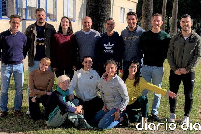 Un estudio liderado desde Almería demuestra que apretar la mano o levantarse de una silla ayuda a predecir enfermedades