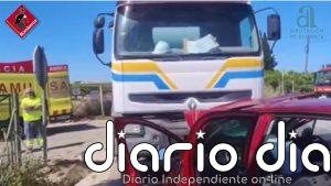 Un herido en un choque entre un turismo y un camión hormigonera en la CV-940, en Los Monasterios